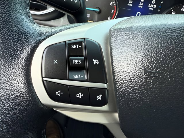 Certified 2022 Ford Explorer XLT w/ Equipment Group 202A AWD/4WD image 17