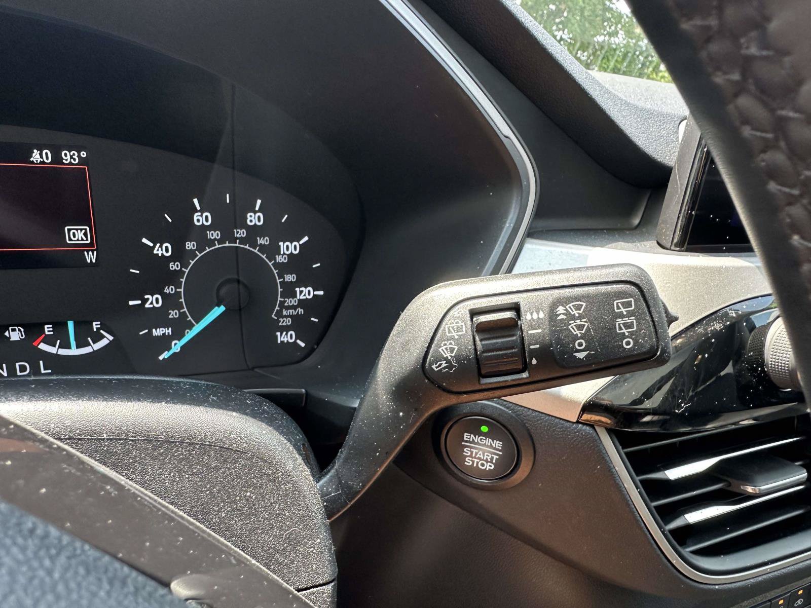 Certified 2022 Ford Escape SEL AWD/4WD image 29