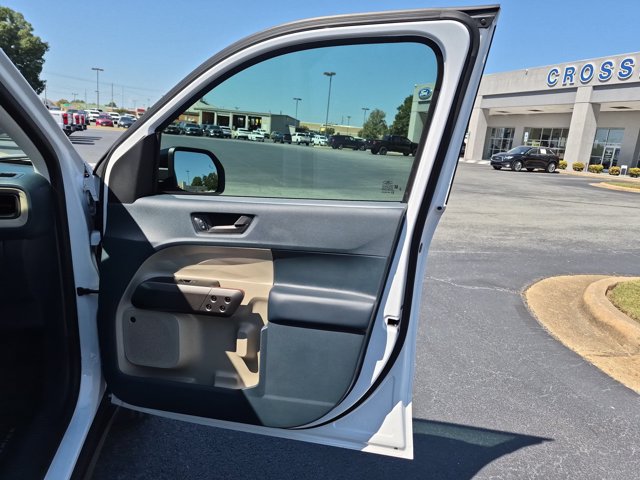Certified 2025 Ford Maverick Lariat w/ 4K Tow Package AWD/4WD image 35