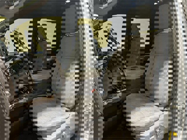 Used 2022 Chevrolet Silverado 3500 LT w/ Convenience Package image 17