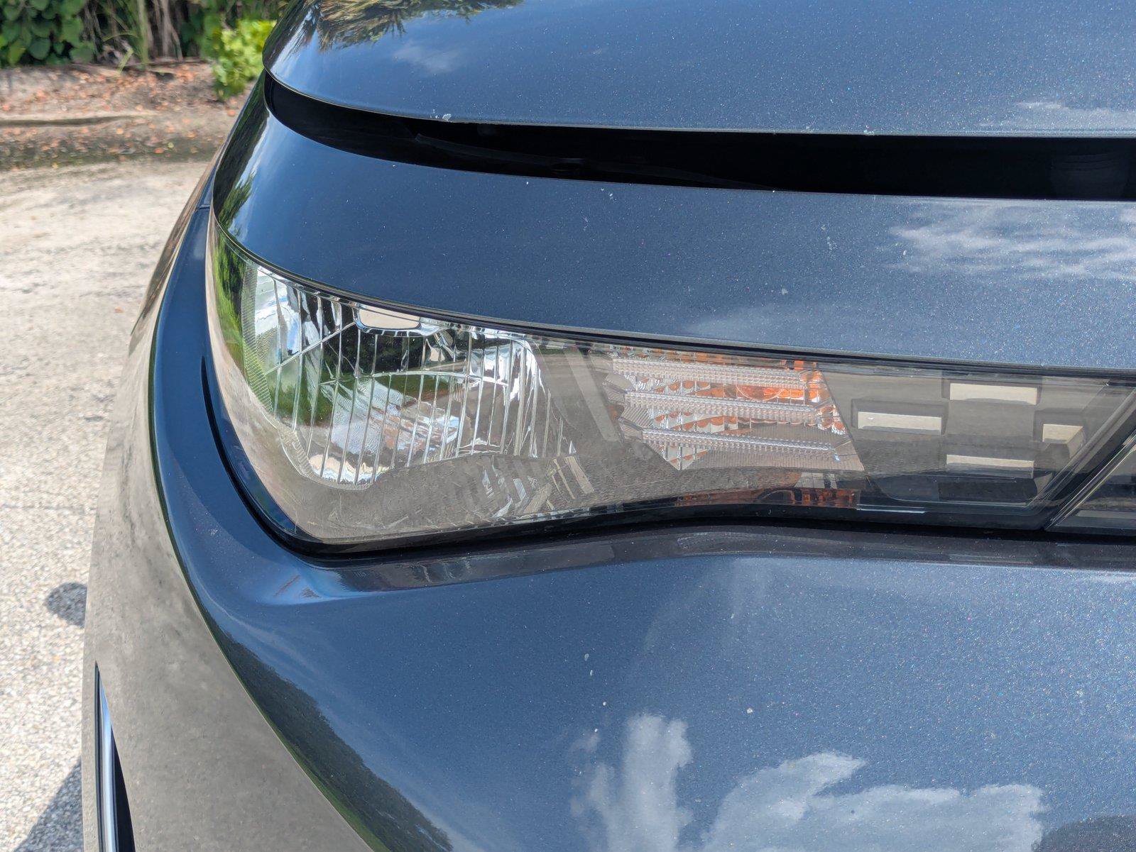 Used 2024 Kia Soul LX w/ Option Group 015 FWD image 11