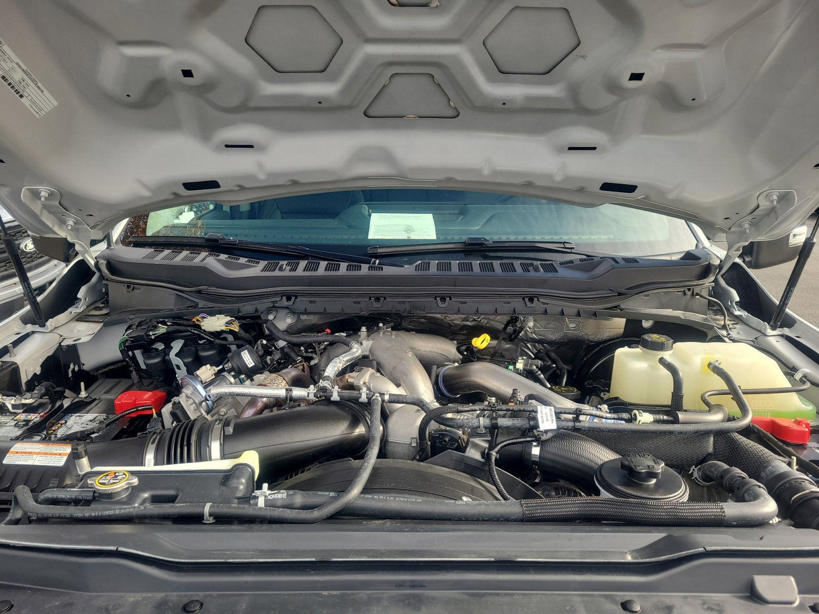 Certified 2025 Ford F350 Lariat w/ Black Appearance Package image 21