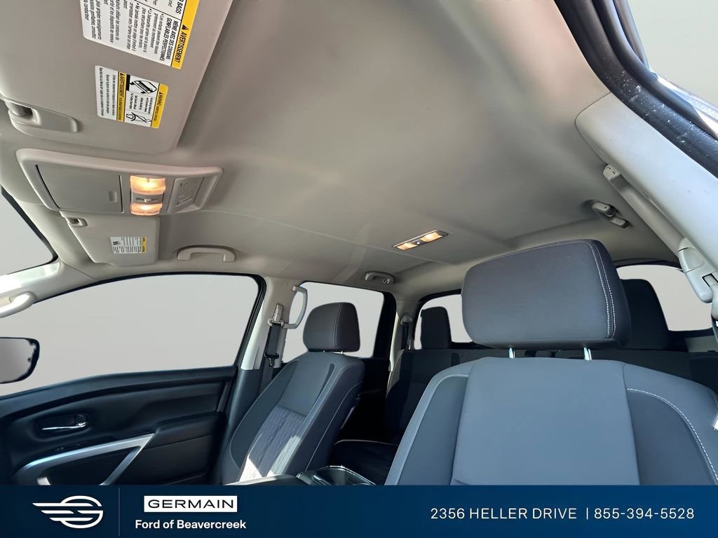 Used 2023 Nissan Titan SV w/ SV Convenience Package image 16
