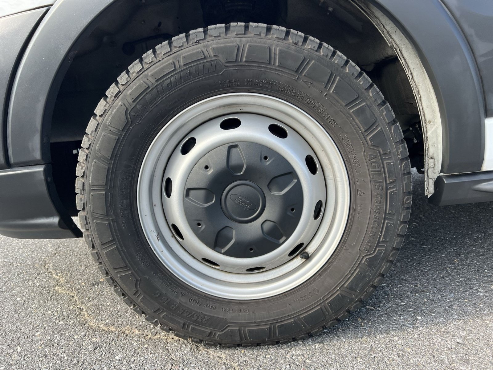 Certified 2017 Ford Transit 350 XL RWD image 12