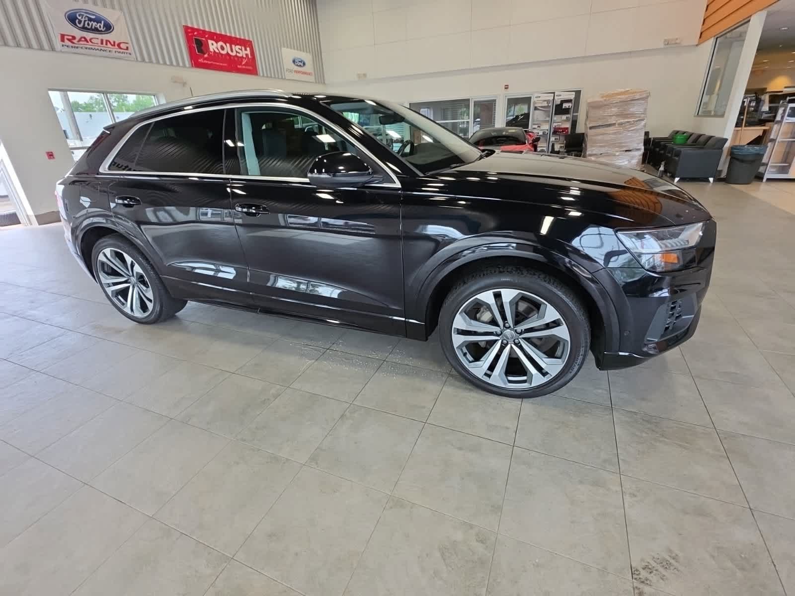 Used 2019 Audi Q8 Prestige AWD/4WD image 8