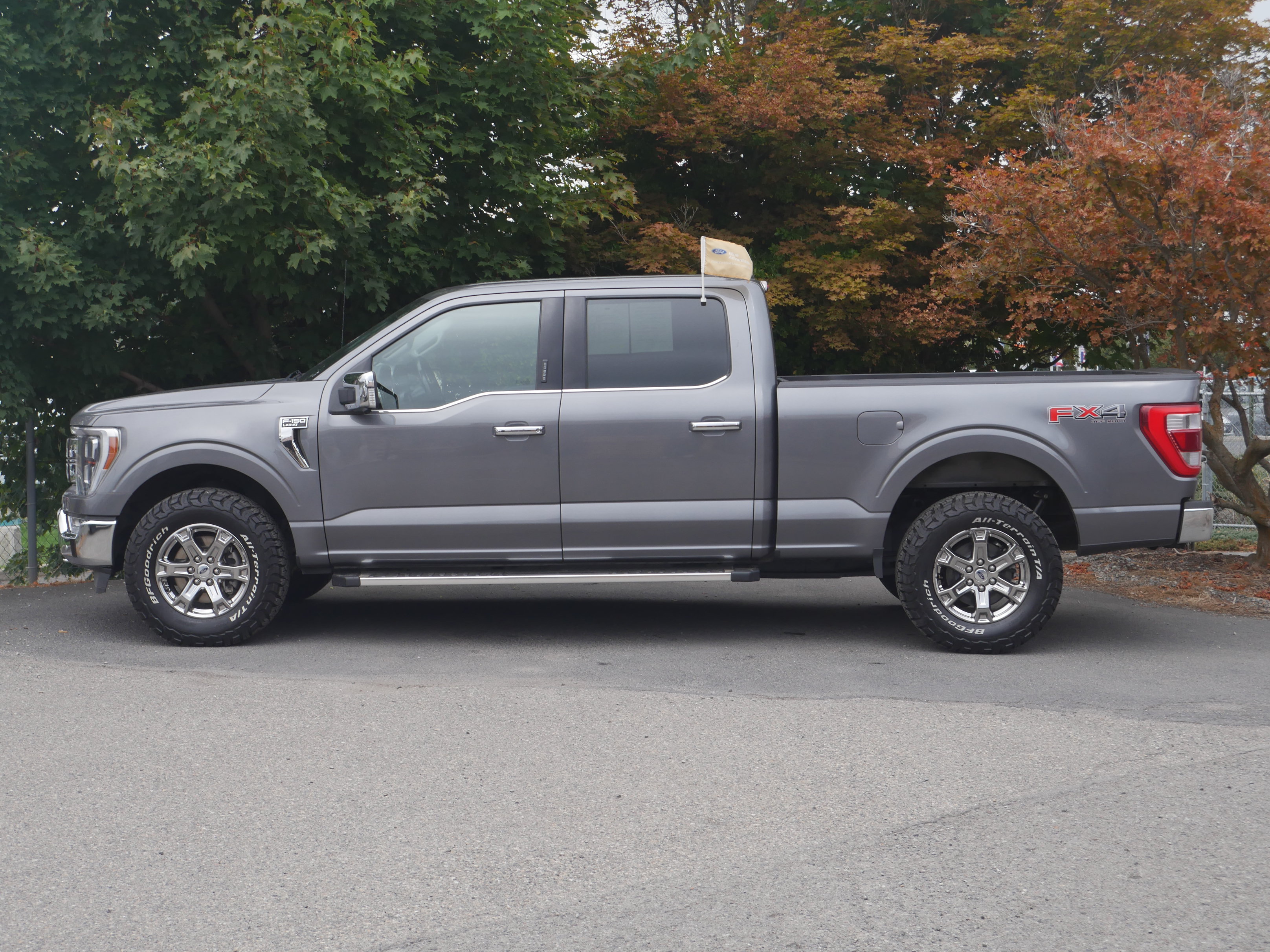 Certified 2022 Ford F150 Lariat w/ Equipment Group 502A High AWD/4WD image 18