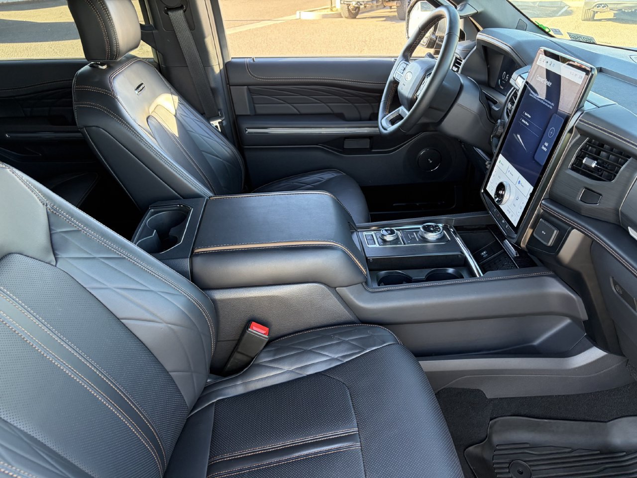 Certified 2024 Ford Expedition Max Platinum AWD/4WD image 12