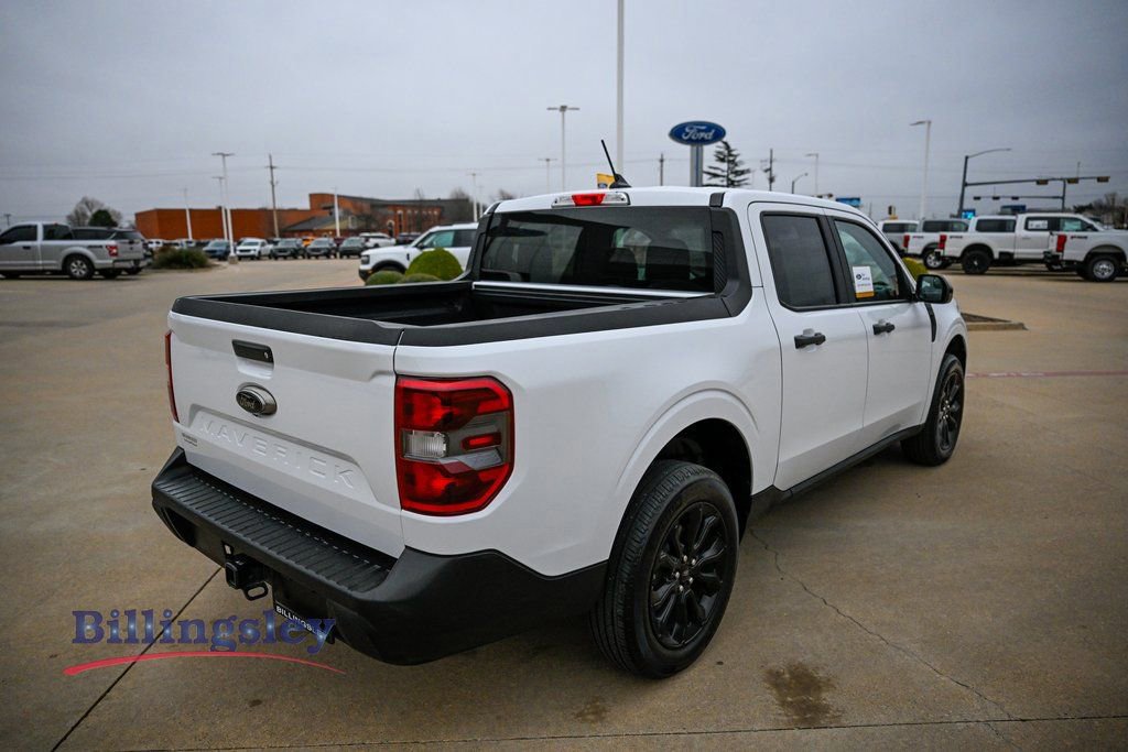 Certified 2024 Ford Maverick XLT w/ XLT Luxury Package image 5