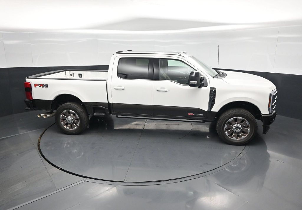 Certified 2025 Ford F250 King Ranch AWD/4WD image 39