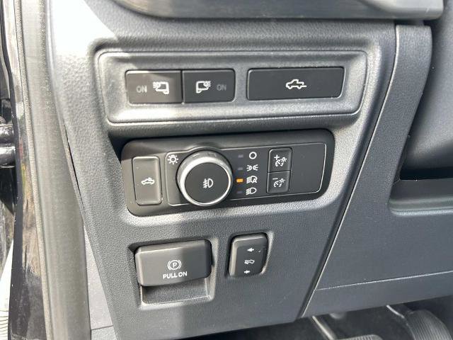 Certified 2022 Ford F150 Lariat w/ Equipment Group 502A High AWD/4WD image 31