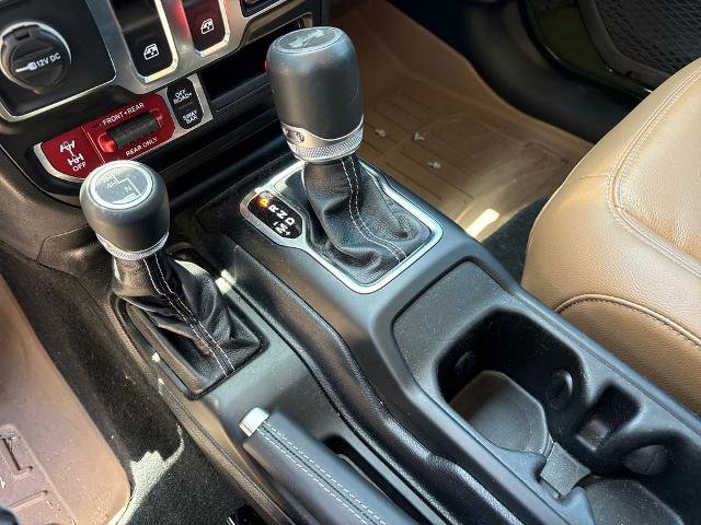 Used 2023 Jeep Wrangler Rubicon w/ LED Lighting Group AWD/4WD image 27