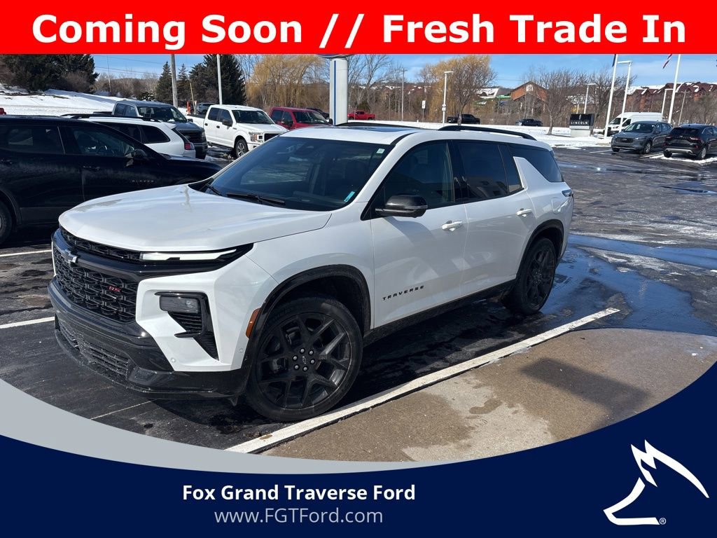 Used 2024 Chevrolet Traverse RS image 1