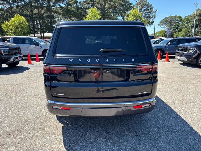Used 2022 Jeep Wagoneer Series II AWD/4WD image 6