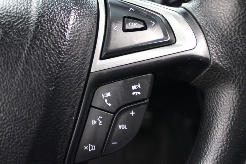 Certified 2020 Ford Fusion SE FWD image 25