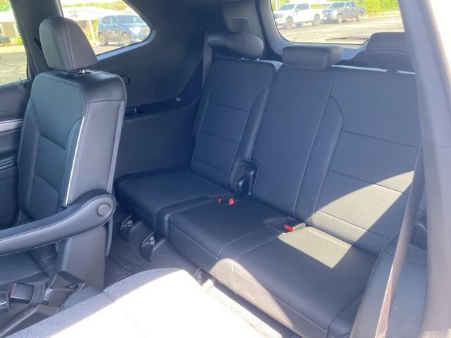 Used 2025 Buick Enclave Preferred w/ Power Package image 14