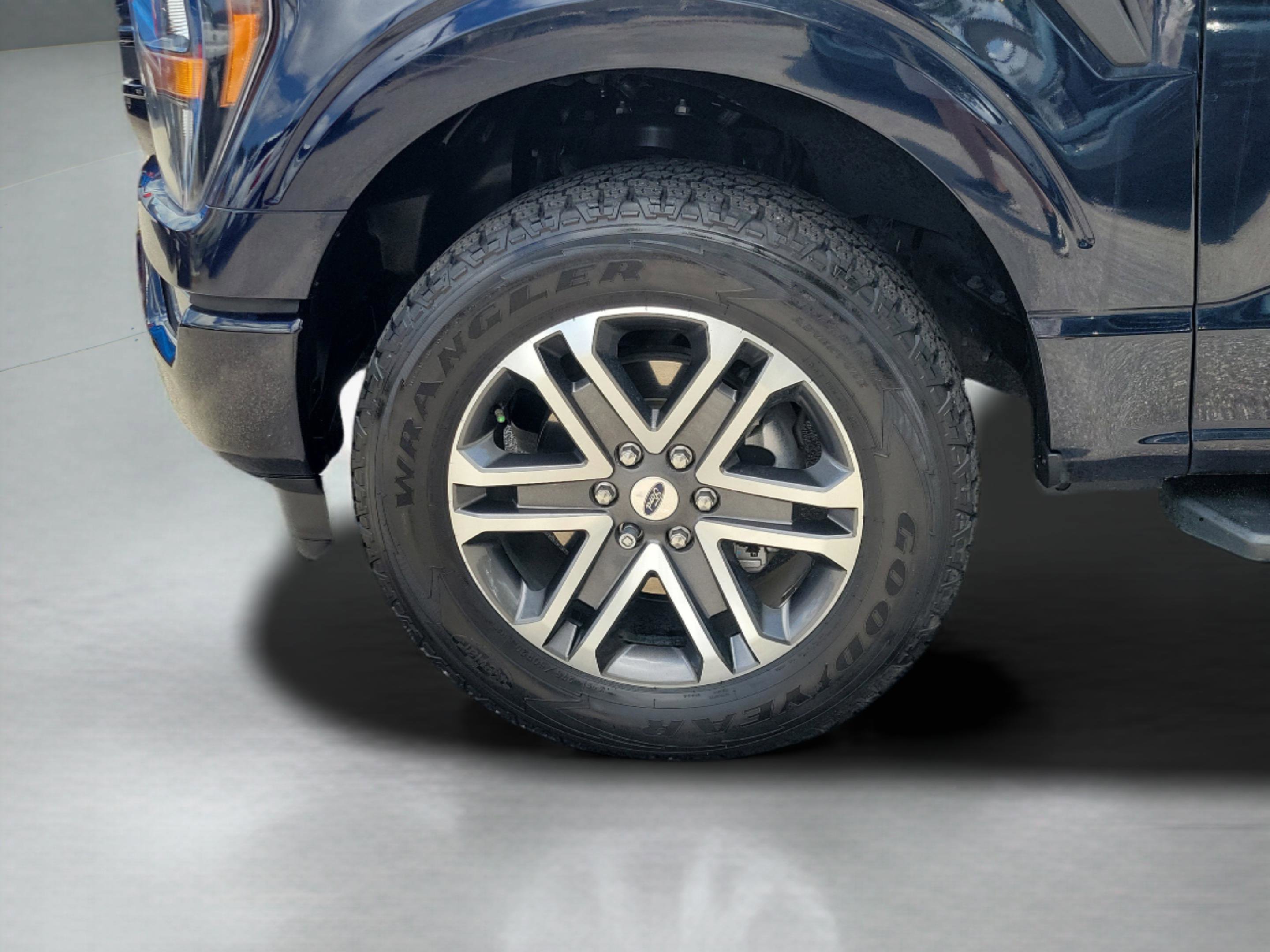 Certified 2023 Ford F150 XL w/ STX Appearance Package AWD/4WD image 30