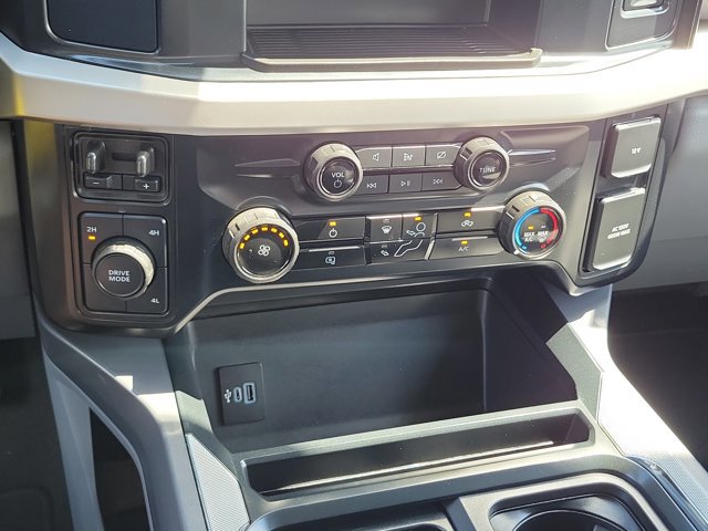 Certified 2024 Ford F350 XLT w/ 360-Degree Camera Package AWD/4WD image 32