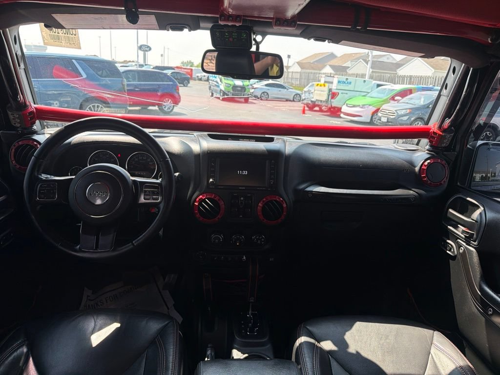Used 2018 Jeep Wrangler Unlimited Rubicon AWD/4WD image 17