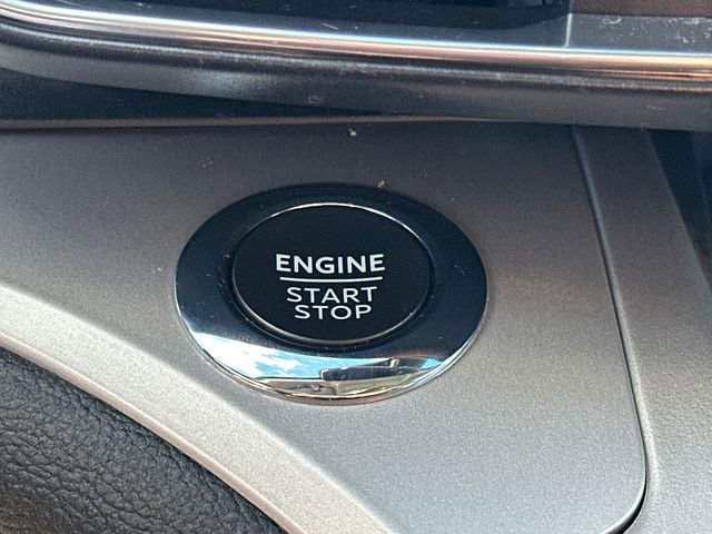 Certified 2022 Ford Explorer XLT w/ Equipment Group 202A image 39