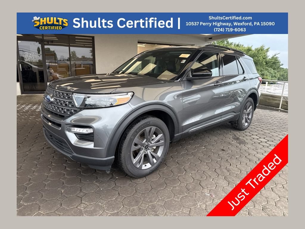 Certified 2024 Ford Explorer XLT w/ Equipment Group 202A AWD/4WD image 1