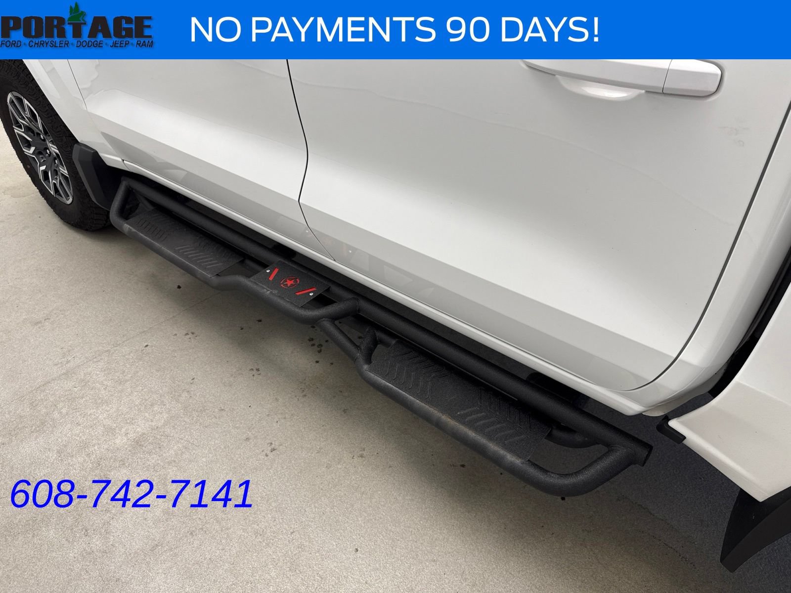 Used 2024 Chevrolet Colorado Z71 w/ Z71 Convenience Package 2 AWD/4WD image 6