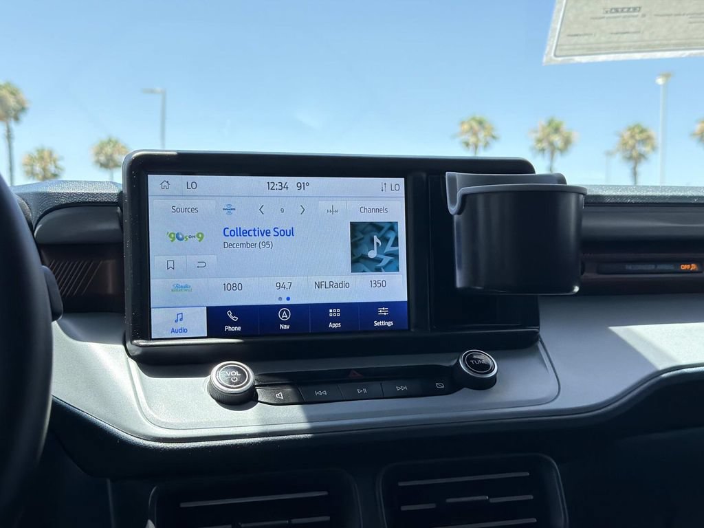 Certified 2023 Ford Maverick Lariat w/ Lariat Luxury Package FWD image 14