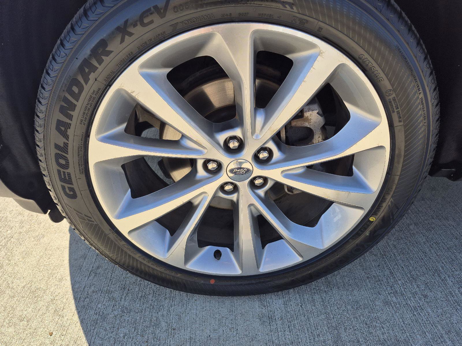 Certified 2021 Ford Explorer Platinum w/ Equipment Group 601A image 34