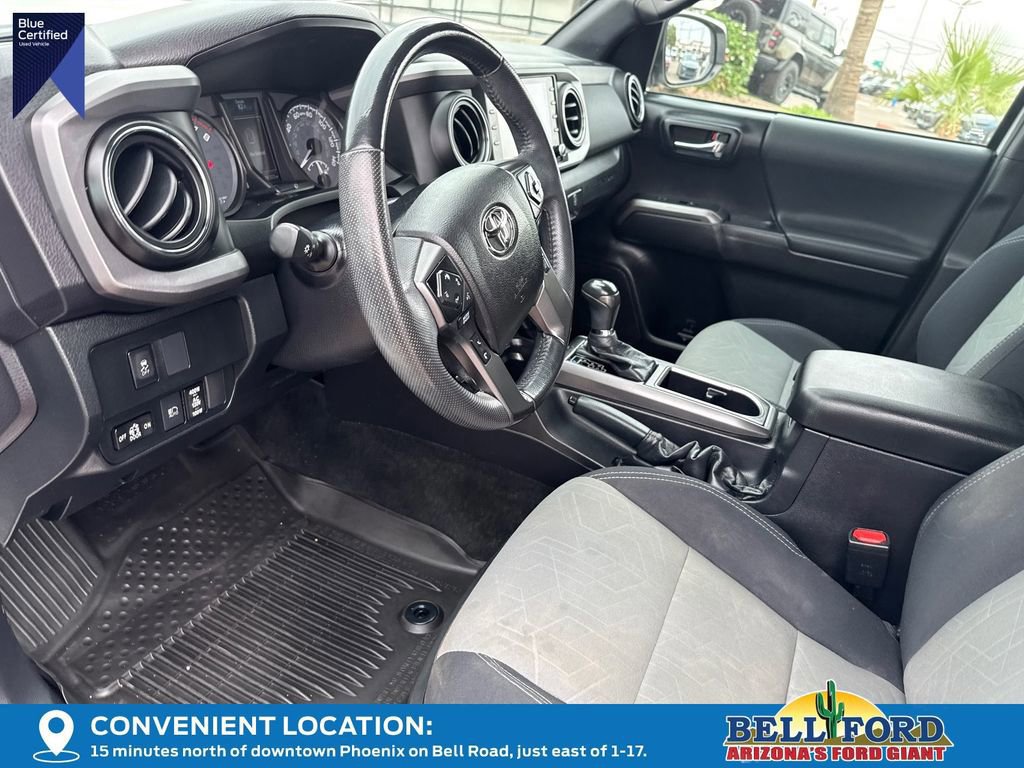 Used 2021 Toyota Tacoma TRD Sport w/ Technology Package image 18