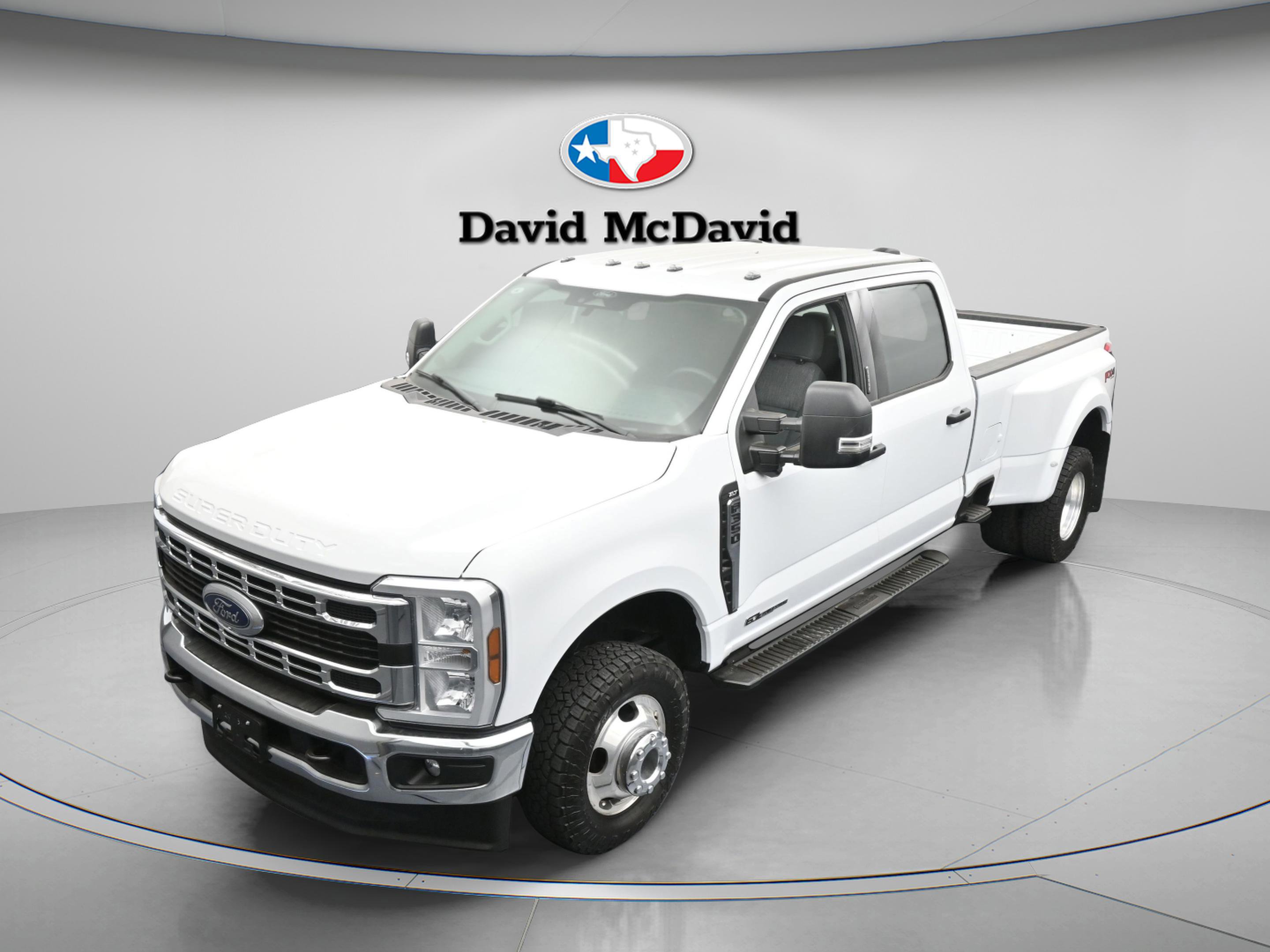 Certified 2024 Ford F350 XLT w/ 360-Degree Camera Package image 4