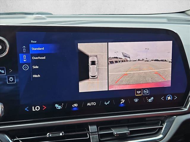 Used 2025 Chevrolet Equinox EV RS FWD image 14