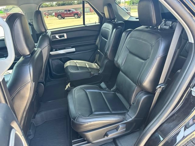 Certified 2024 Ford Explorer XLT w/ Equipment Group 202A AWD/4WD image 15