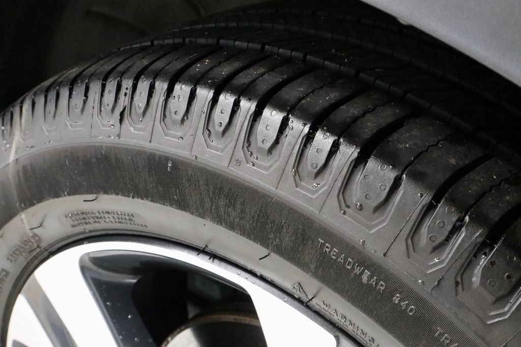 Used 2022 Kia Sorento EX w/ Panoramic Sunroof Package image 22