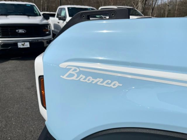 Certified 2025 Ford Bronco Heritage Edition AWD/4WD image 13