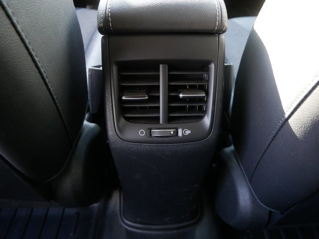 Used 2019 Kia Niro EX image 19