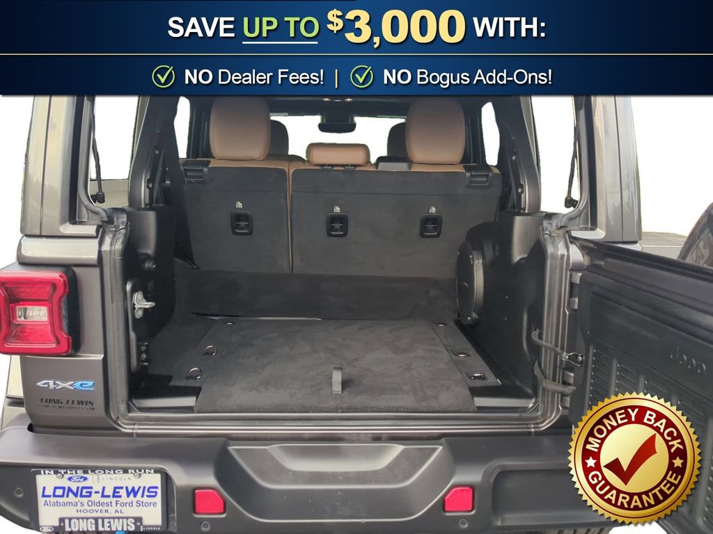 Used 2022 Jeep Wrangler Unlimited Sahara w/ Cold Weather Group AWD/4WD image 24