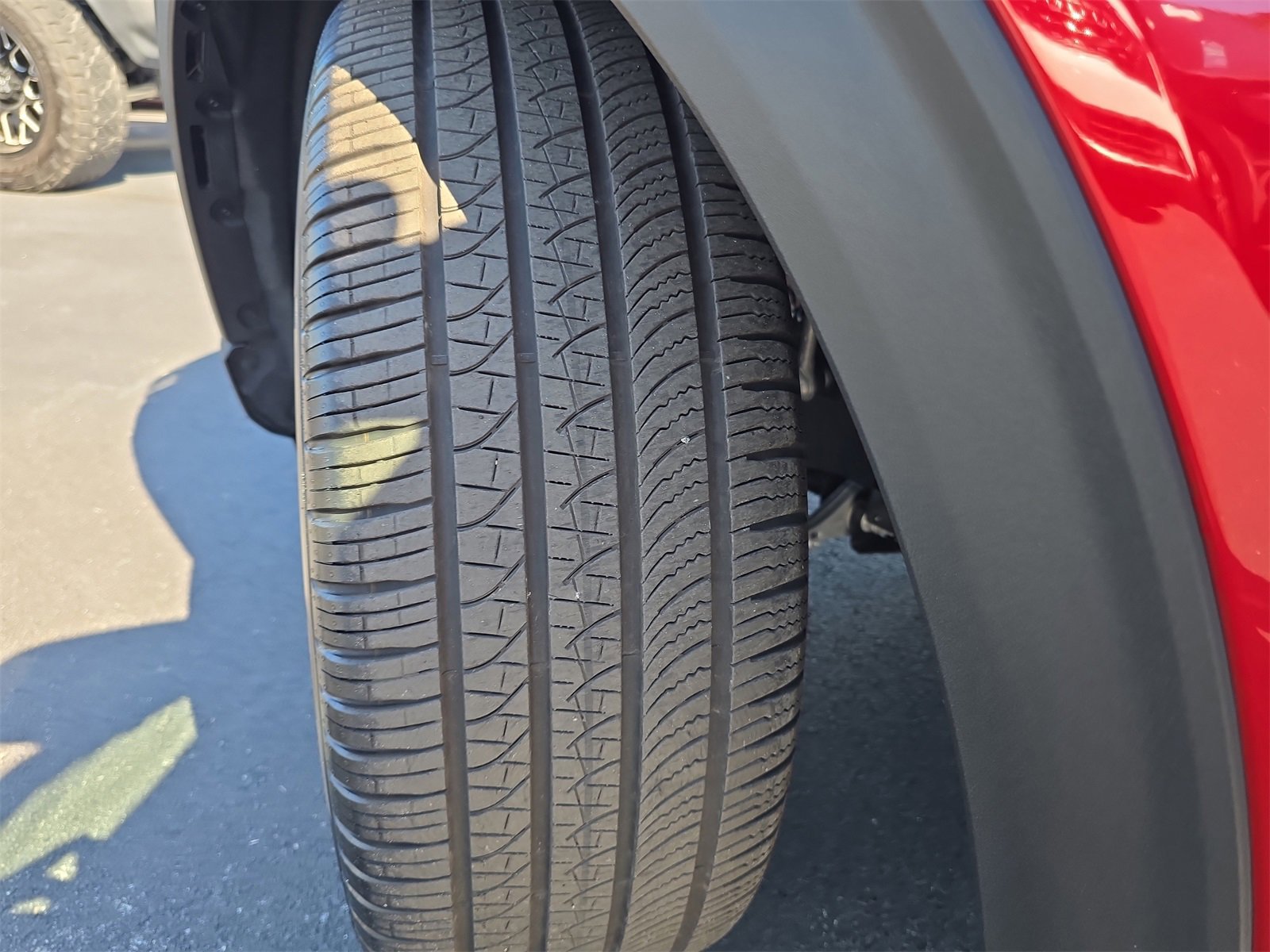 Certified 2025 Ford Explorer ST-Line w/ Premium Package image 30