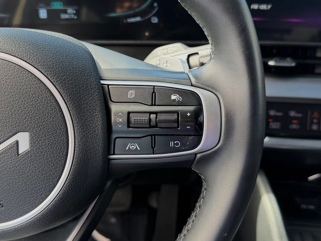 Used 2025 Kia Sportage EX AWD/4WD image 21