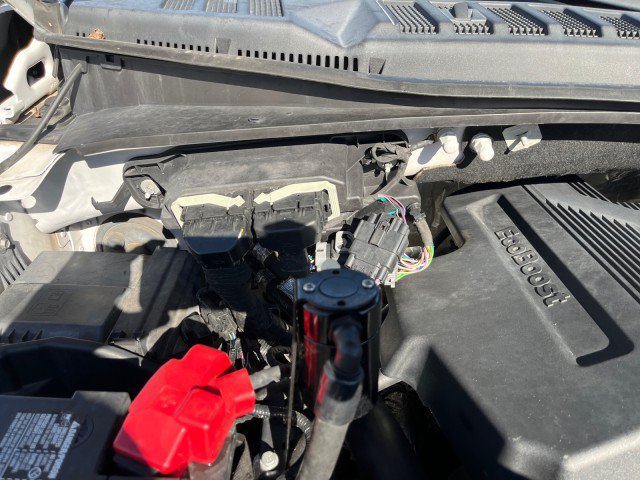Certified 2019 Ford F150 Lariat w/ Trailer Tow Package AWD/4WD image 8