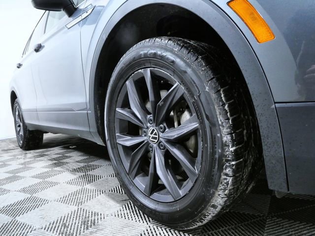 Used 2022 Volkswagen Tiguan SE image 7