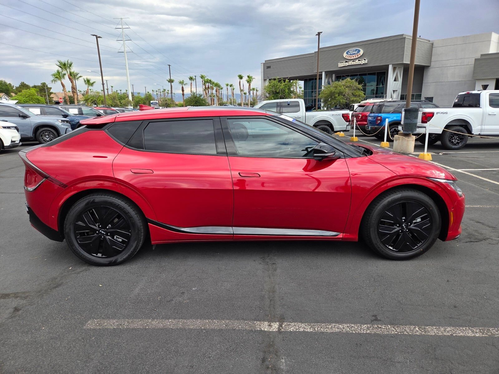 Used 2023 Kia EV6 GT-Line w/ GT-Line Suede Seat Package RWD image 7