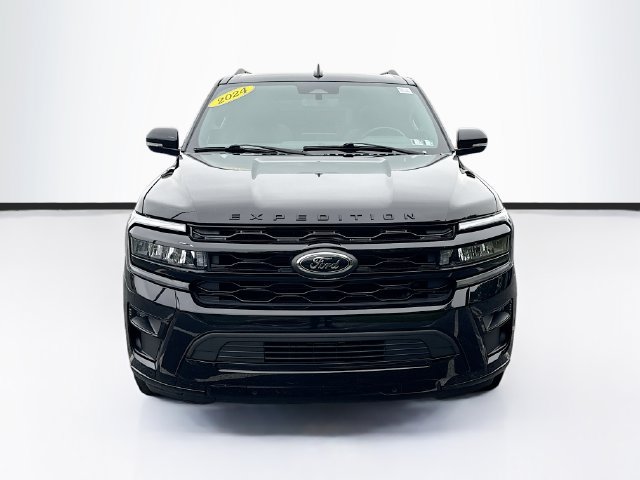 Certified 2024 Ford Expedition Limited AWD/4WD image 2