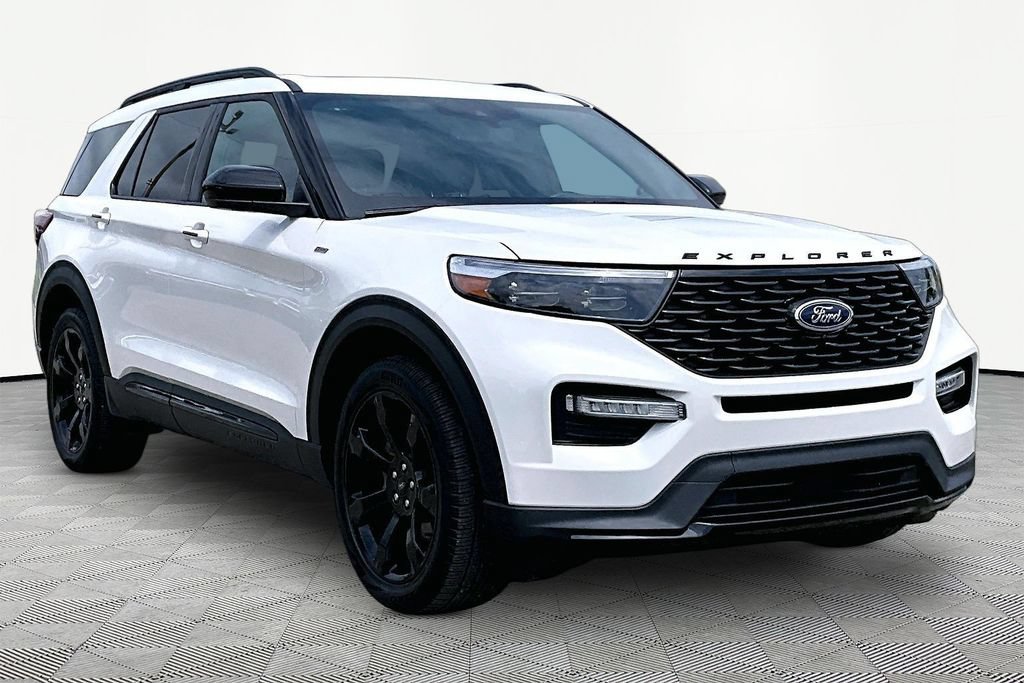 Certified 2024 Ford Explorer ST-Line w/ Class IV Trailer Tow Package AWD/4WD image 12