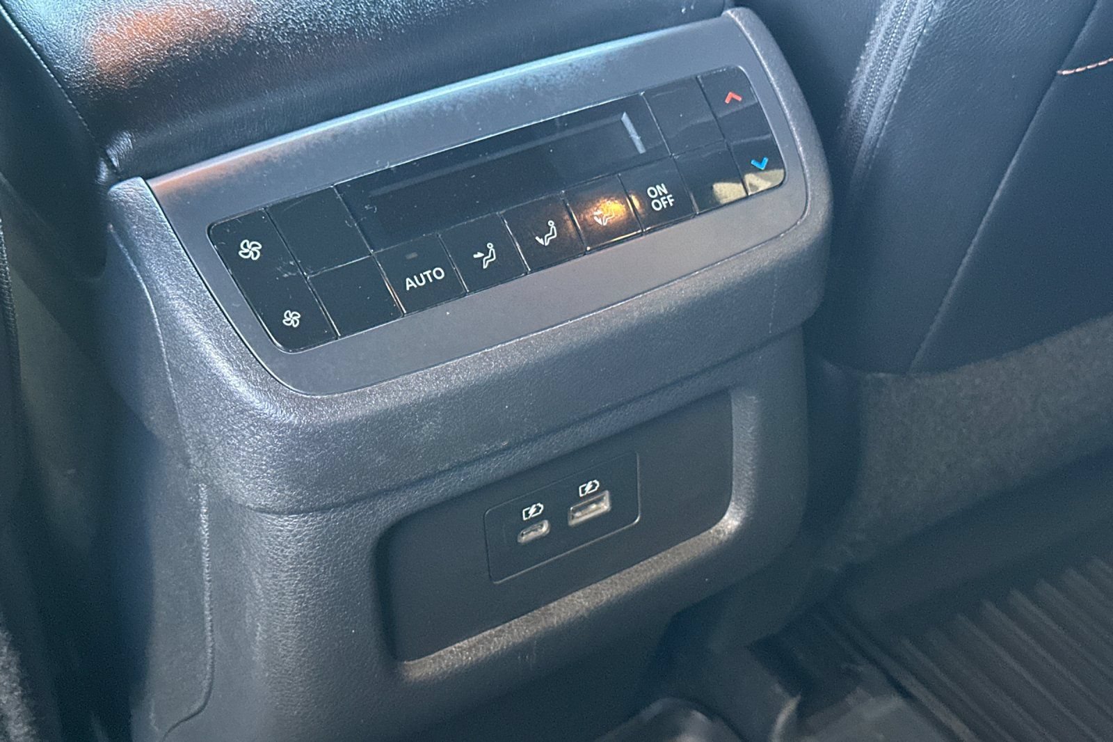 Used 2024 Nissan Pathfinder Rock Creek AWD/4WD image 45
