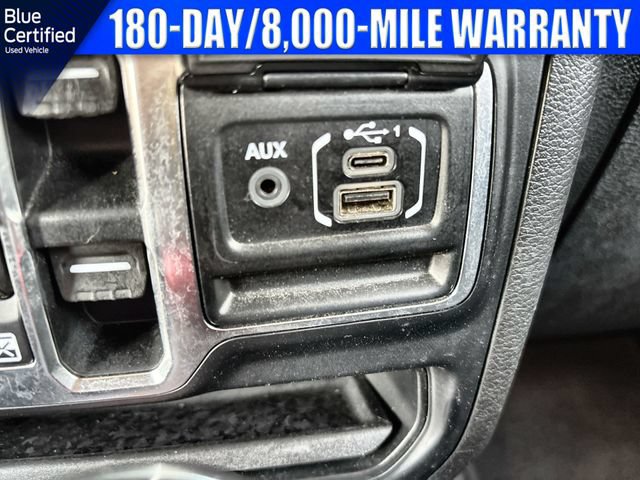 Used 2020 Jeep Wrangler Unlimited Sahara w/ Uconnect 4C Nav & Sound Group AWD/4WD image 31