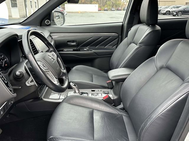 Used 2020 Mitsubishi Outlander GT image 16