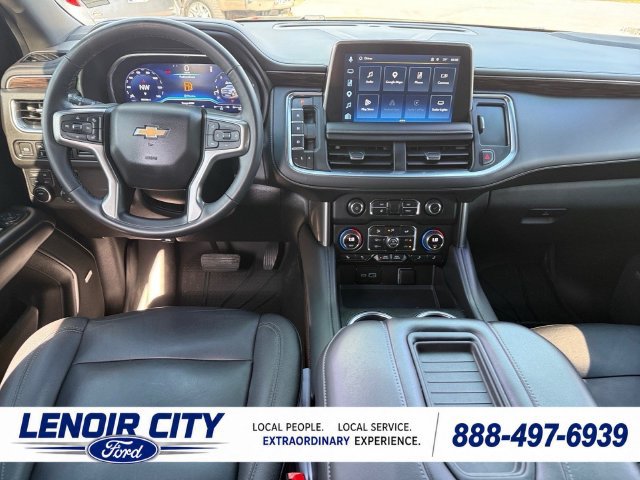 Used 2023 Chevrolet Tahoe LT w/ Luxury Package AWD/4WD image 15