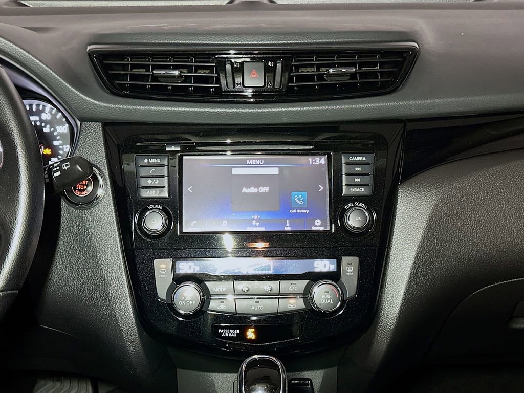 Used 2021 Nissan Rogue Sport SV w/ Technology Package image 15