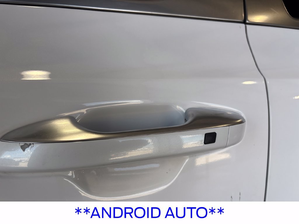 Used 2025 Kia Telluride S AWD/4WD image 16
