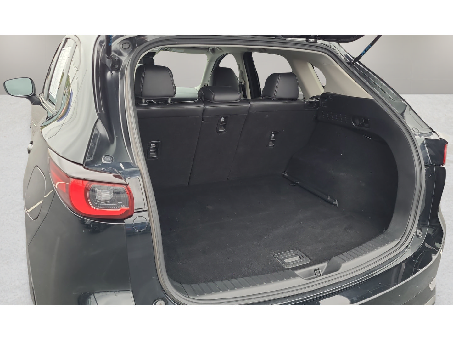 Used 2025 MAZDA CX-5 AWD 2.5 S w/ Select Package image 25