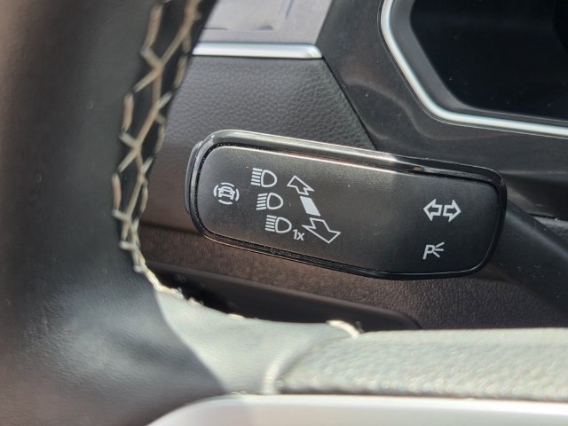 Used 2024 Volkswagen Tiguan S FWD image 29